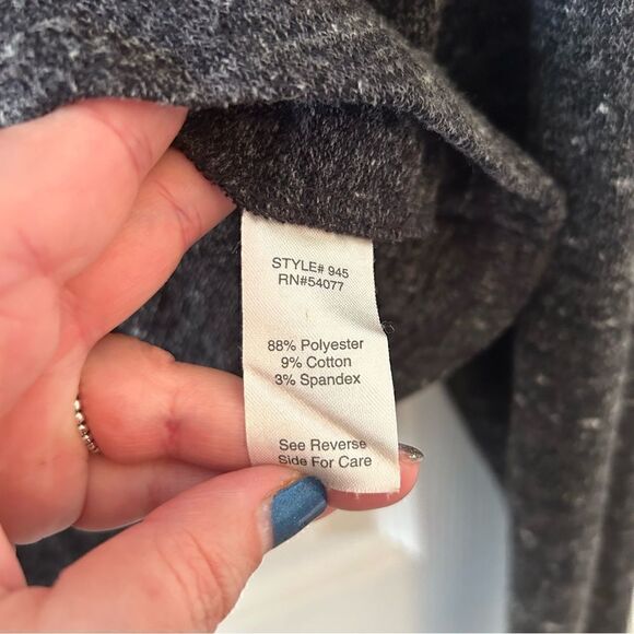 Cabi Crop Slouch Cowlneck Long Sleeve Top - Picture 8 of 8